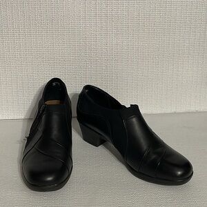 I love comfort, leather ankle booties.